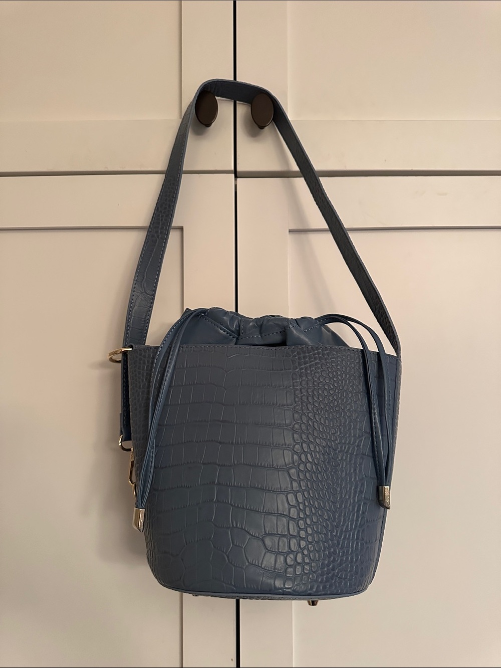 NWOT DIVINA FIRENZE LEATHER BUCKET BAG